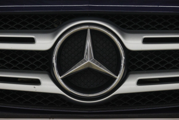  . Mercedes   666        