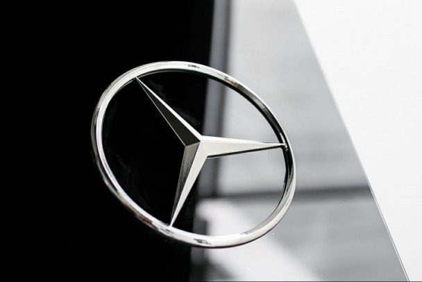 Mercedes    .   㠠