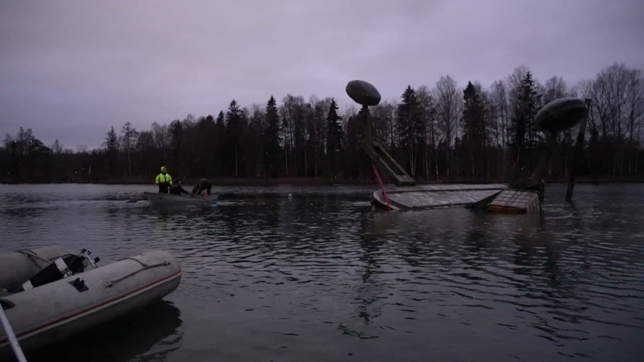 Фото земснаряда на воде