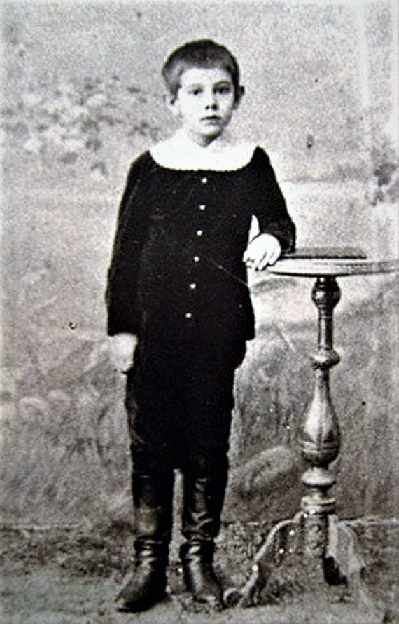 Фотографии ломоносова в детстве