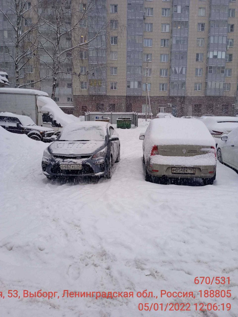 В Выборге сорвали мусор. Машины не прошли по нечищенным дорогам › Статьи ›  47новостей из Ленинградской области