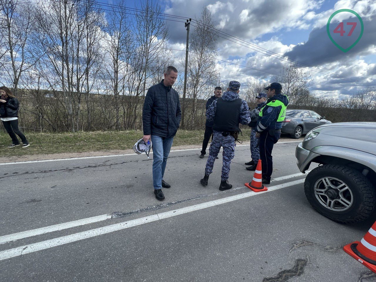 Перекрытие гатчины. Дорога перекрыта. Дорога фото. Полицейские перекрыли дорогу. Перекрытие дороги.