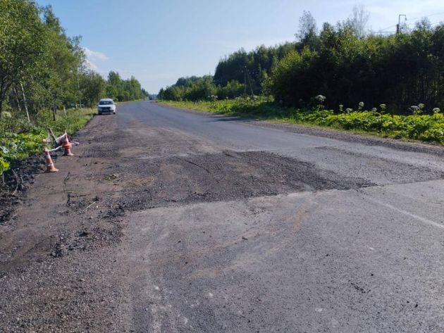 Прокол на «проколе». Свежий асфальт под Киришами просел из-за газовой ...