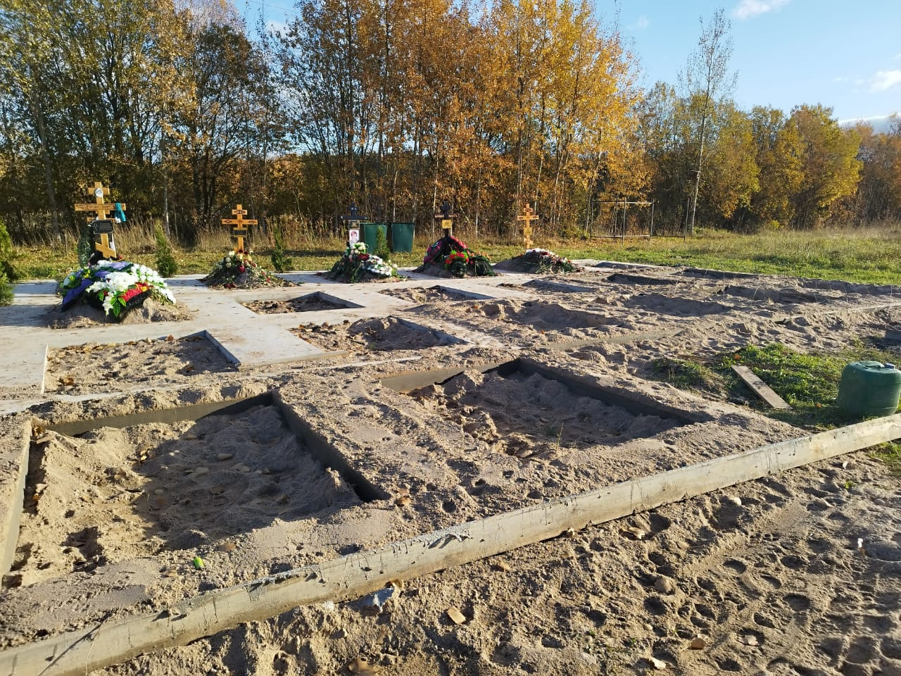 Помирать, так дорого. Горбунки первыми пожаловались на похоронку |  26.10.2023 | ЛенОбласть - БезФормата