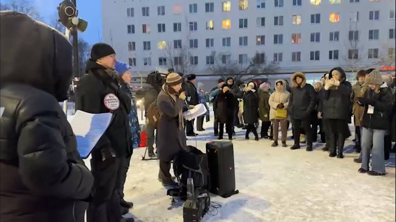 В Гатчине прошел экологический митинг › Статьи › 47новостей из  Ленинградской области