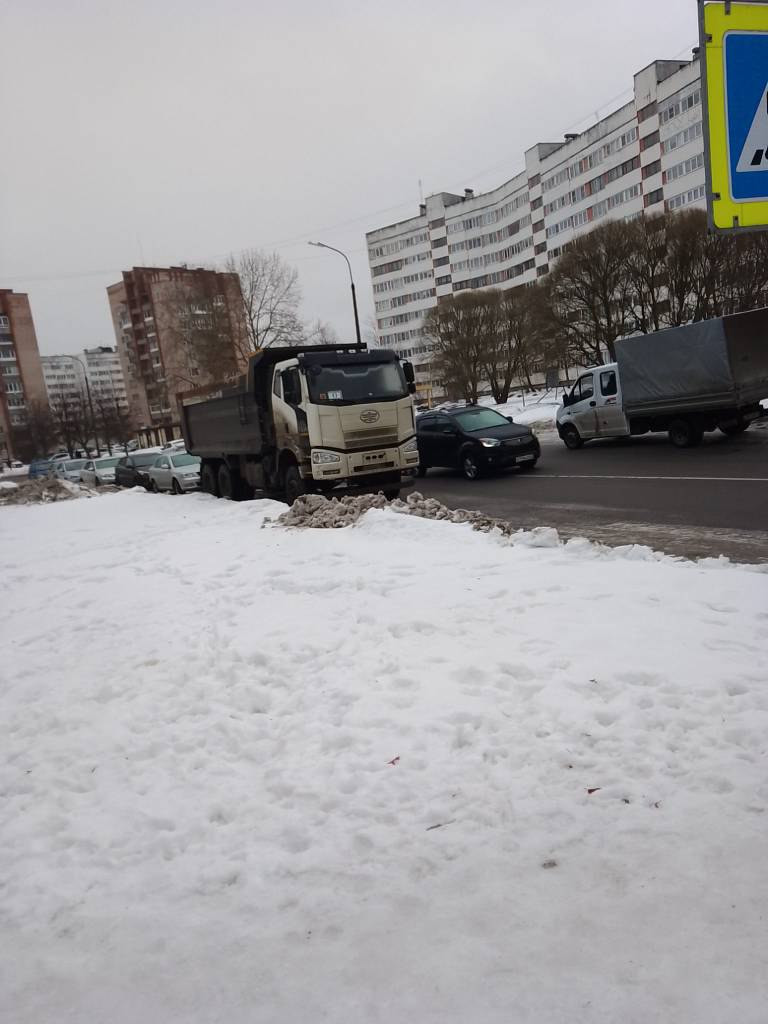 Понаехали грязные. Большегрузы ЛАЭС прессуют Сосновый Бор › Статьи ›  47новостей из Ленинградской области