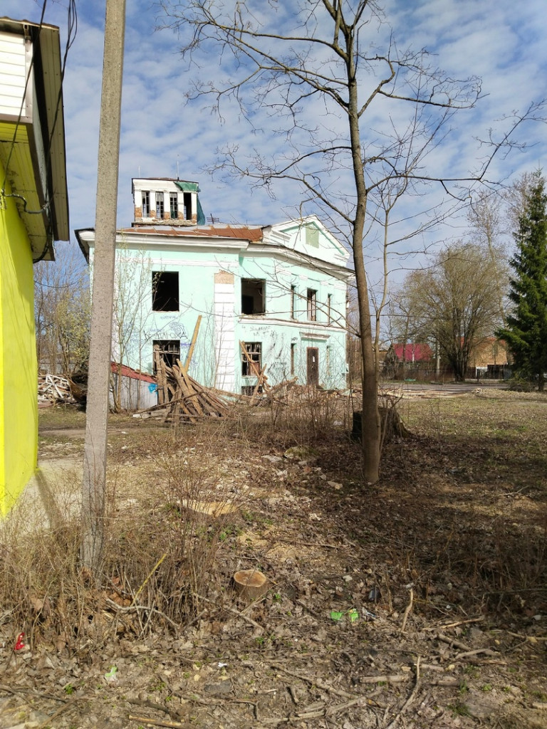 Баллами не вышли. Историческое депо Гатчины добрало до сноса | 21.04.2024 |  ЛенОбласть - БезФормата