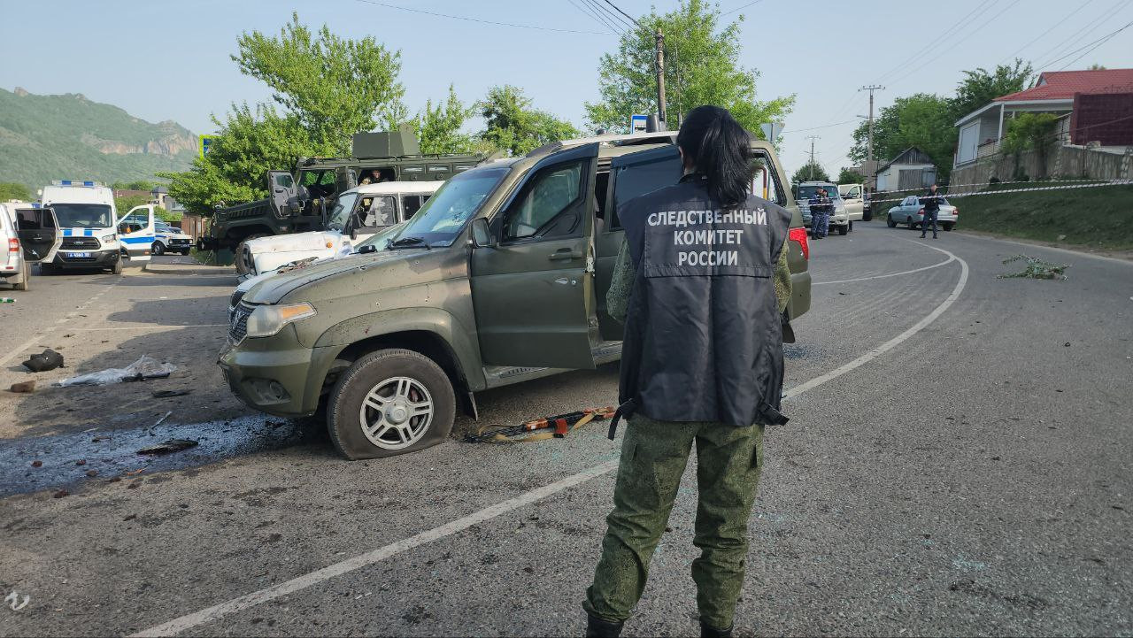 В КЧР при нападении на наряд ДПС убиты двое полицейских › Статьи ›  47новостей из Ленинградской области