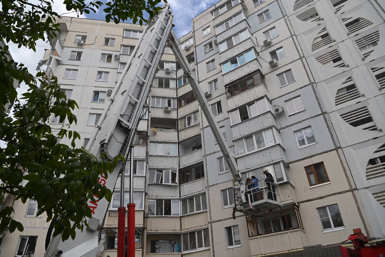 Двух погибших достали из-под завалов многоэтажки Белгорода. Всего  пострадало 20 человек › Статьи › 47новостей из Ленинградской области