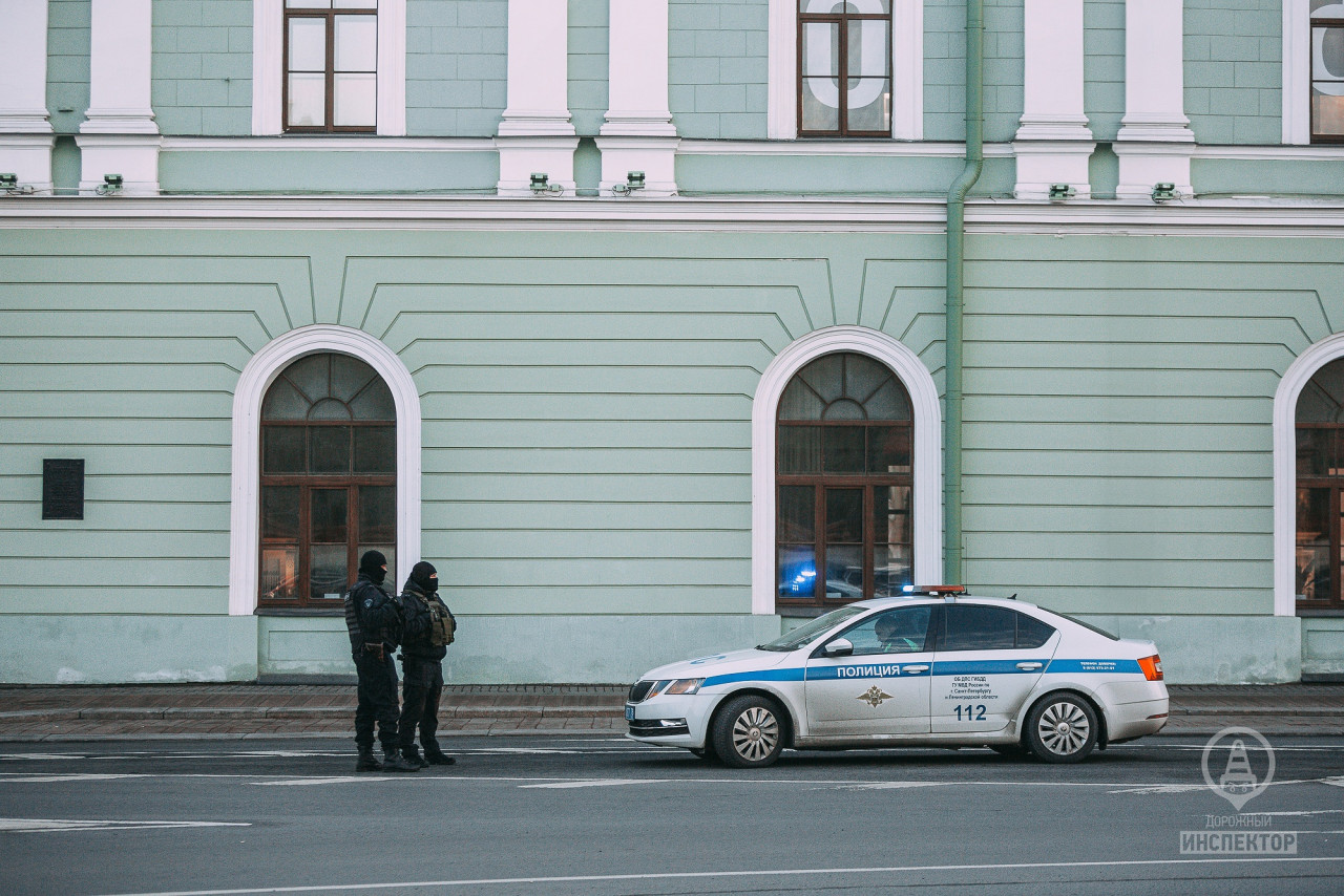 Сколько может стоит ребрендинг служебных машин ГУ МВД по Петербургу и  Ленобласти 29 мая 2024 года › Статьи › 47новостей из Ленинградской области