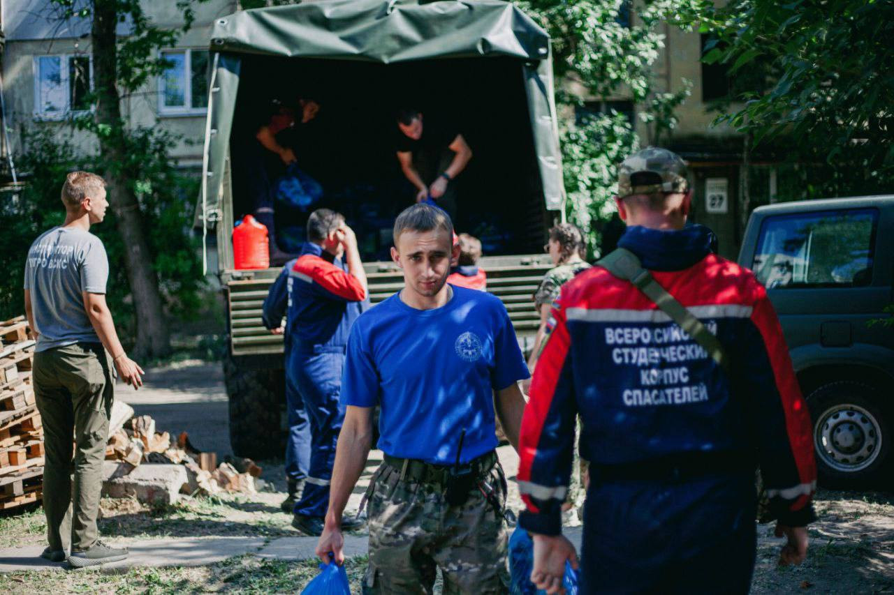 Под обломками разрушенного обстрелом дома в Лугенске нашли семь человек 9  июня 2024 года › Статьи › 47новостей из Ленинградской области