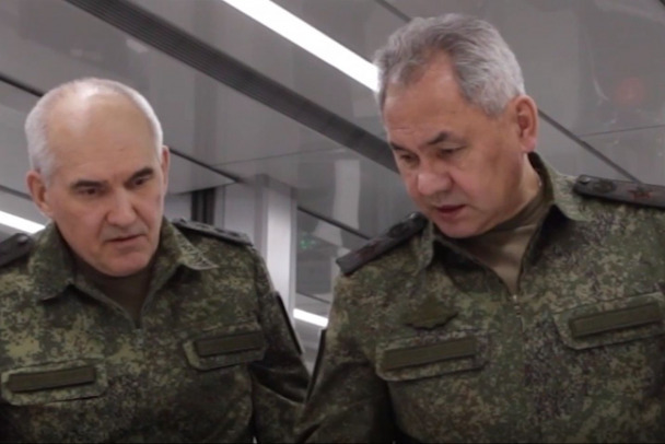 Россия стягивает военную технику к линии соприкосновения в Донбассе