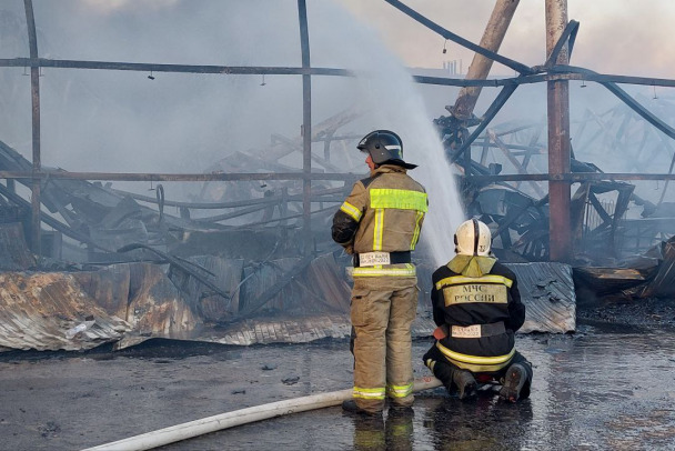 Рынок в Волгоградской области сгорел из-за сварочных работ