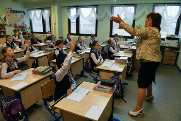 В школы Ленобласти идут больше 190 тысяч детей, а в детсады  84 тысячи