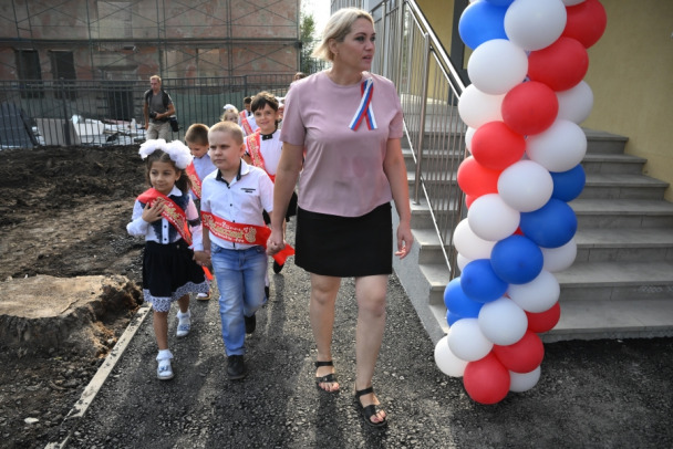 «Родину любить – Родине служить». Как родители встретили школьные ...