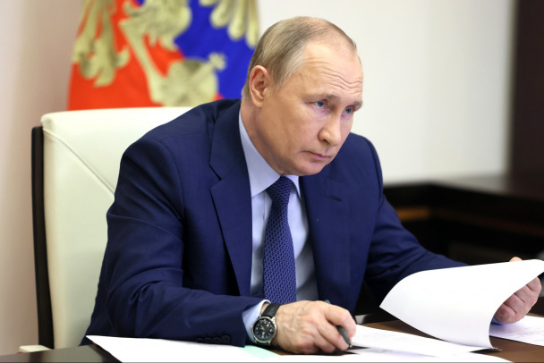 Путин заявил о трудовых гарантиях добровольцам, участвующим в специальной военной операции