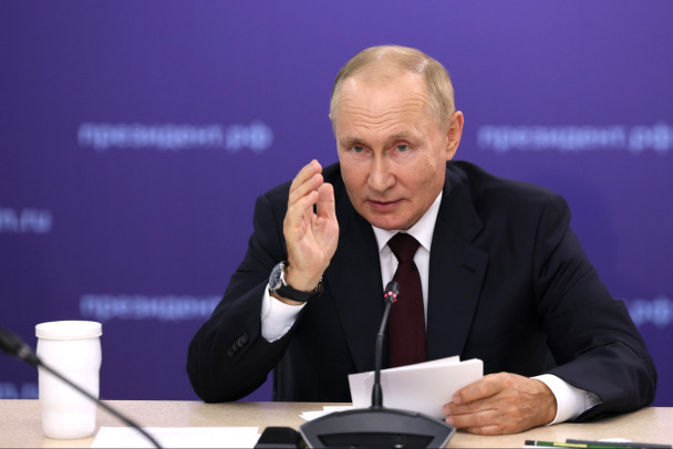Путин предоставил Сноудену российское гражданство. Но под мобилизацию он не подпадает