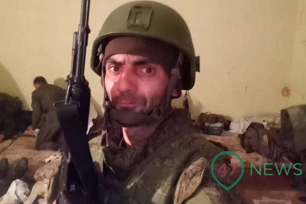 Полголовы снесло, 7,62, работал снайпер. Механик из Тосно убит на Украине, но не убит