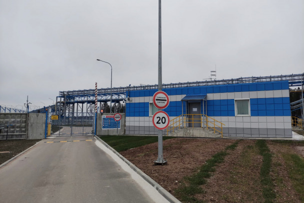 Пункт пропуска через госграницу на СПГ-терминале «Газпрома» в Высоцке обустроили, но пока не открыли