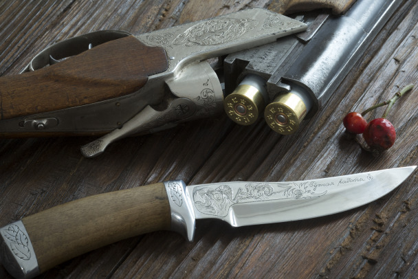 Продажу ножа через сайт объявлений в Гатчине признали незаконным оборотом оружия