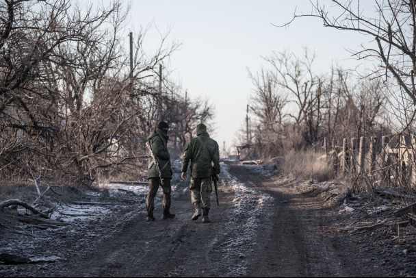 В Брянской области диверсанты ВСУ обстреляли автомобиль - погиб мужчина, ранен ребенок, в Курской  под обстрелом село