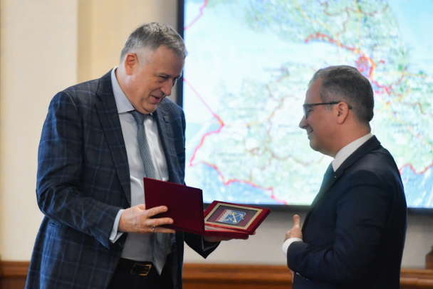 Планируем более тесное общение молодежи государств. Губернатор Дрозденко встретился с Почетным консулом Сирии