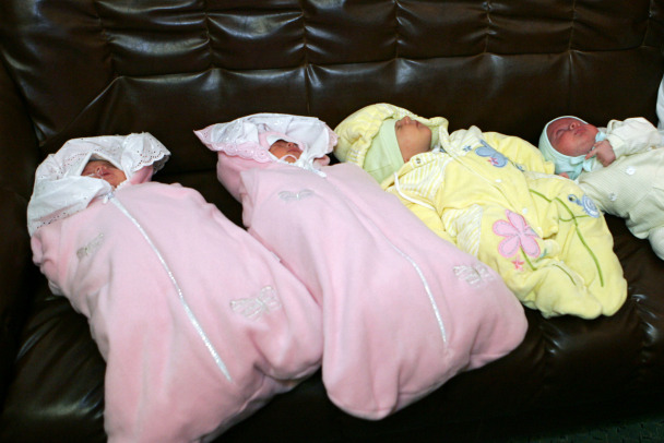 Самые редкие имена новорожденных - в Ленобласти за неделю