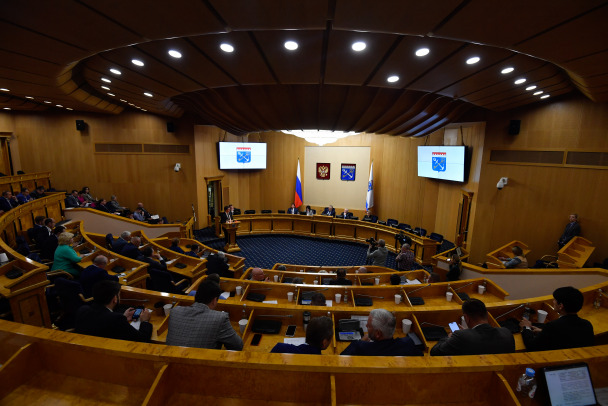 Теперь официально. За унижение чести Дрозденко депутата Звонкова требуют лишить голоса