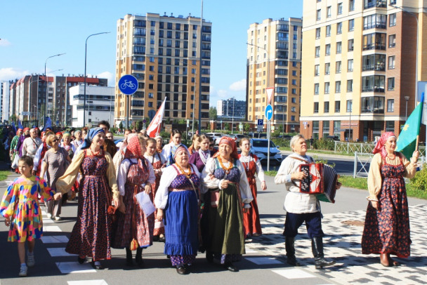 День рождения Аннинского поселения отметили Международным фестивалем традиционной культуры