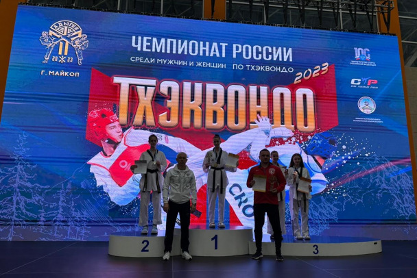 Тхэквондистке Полине из Морозовки не хватило малого, чтобы стать лучшей в России (фото)