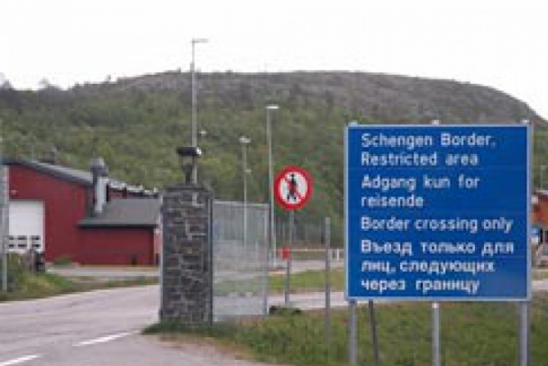Норвегия вводит запрет на въезд машин с российскими номерами