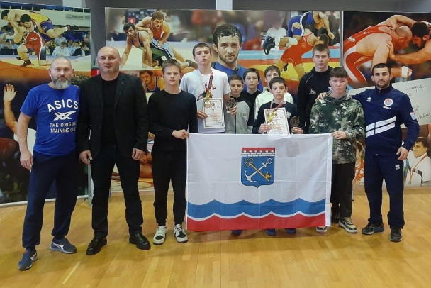 Борцы из Всеволожска выиграли медали на турнире памяти Бесика Кудухова в Южной Осетии