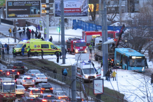 Возбуждено уголовное дело после наезда автобуса на пешеходов в Петербурге. Водитель задержан