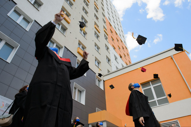 Названо число студентов в Ленобласти и Петербурге. Их почти 400 тысяч