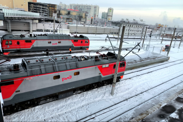 Открытие «Ладожской» изменит расписание поездов до Тихвина и Волхова. Некоторые будут отменены