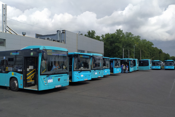 В Буграх, где пассажиры уезжали битком, добавили автобусов. Публикуем новую схему