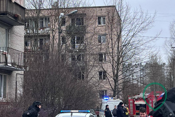 Около 250 квартир повреждено после взрыва беспилотника в Петербурге