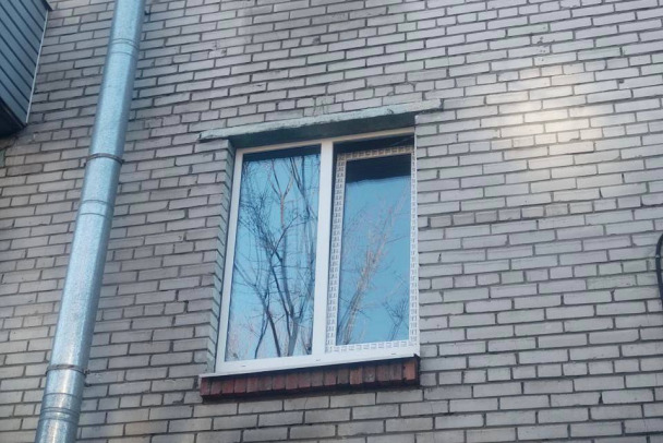 Фото: В квартирах на Пискаревском проспекте в Петербурге восстановили окна после атаки беспилотника