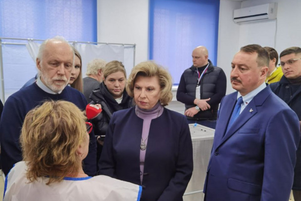 Глава Леноблизбиркома и омбудсмен Москалькова рассказали об угрозах россиянам, идущим голосовать из Эстонии