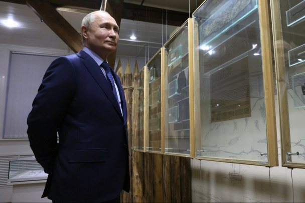 Путин отправился в Торжок: музей, встреча с работниками культуры, центр Минобороны