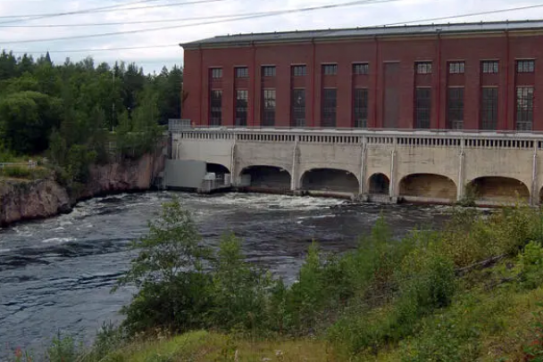 ГЭС и плотина на Вуоксе "Иматранкоски" в Финляндии