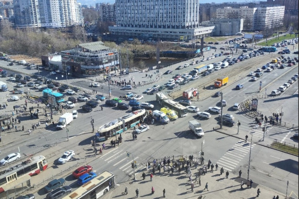 В больнице скончалась пострадавшая в ДТП с трамваем «Довлатов» в Петербурге