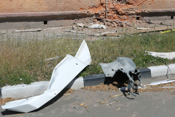 При атаке дронов на село Вознесеновка ранен механизатор