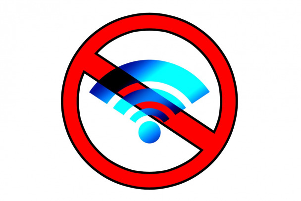 Всё зло в Wi-Fi и Bluetooth. В Госдуме озаботились тем, как мошенники отслеживают гаджеты россиян
