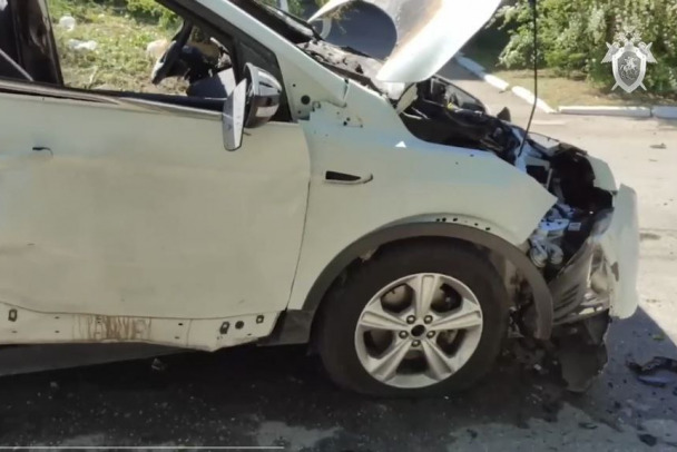 В Бердянске взорвали машину с сотрудником УФСИН