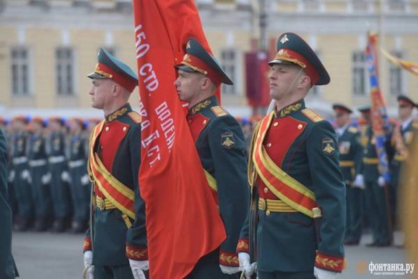 На Красной площади в Москве началась генеральная репетиция парада Победы