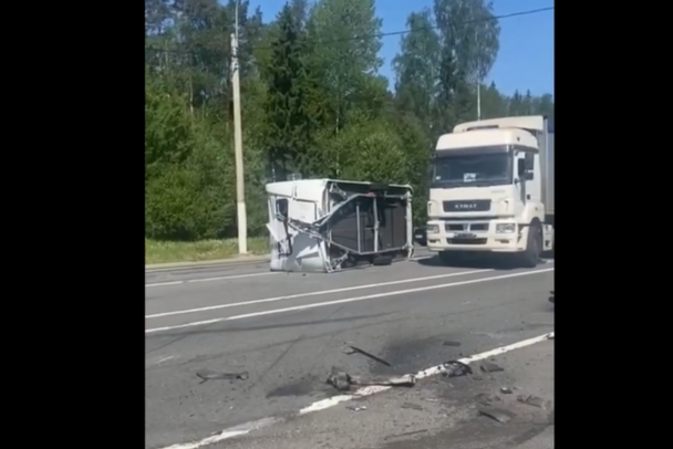 Снял девчонку на дороге