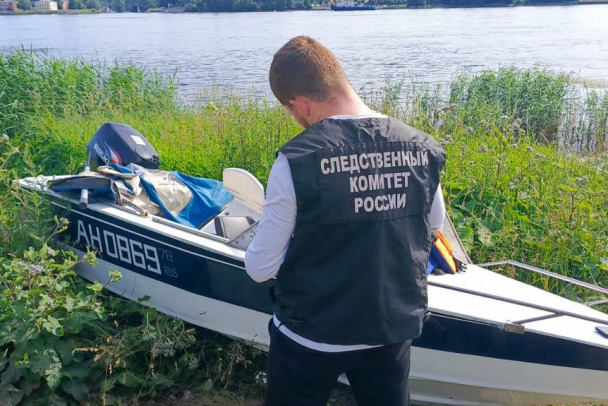 У поселка имени Свердлова лодочник погиб во время заезда с приятелем на гидроцикле