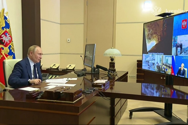 Путин запустил домну в Енакиево -  19-м районе Ленинградской области (видео)