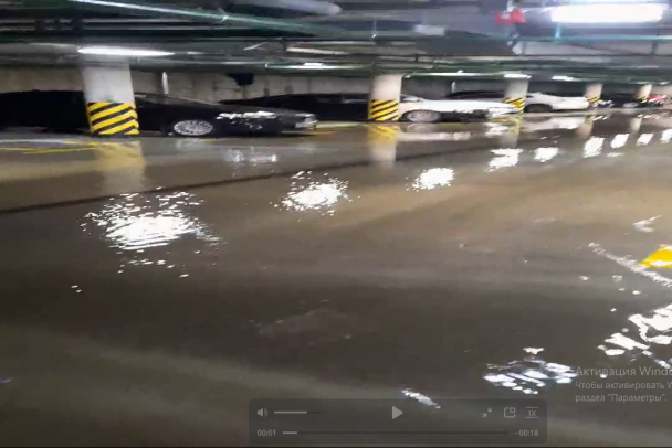 Нас заливает, все в воде! После грозы из новостроек в Буграх слышится много мата